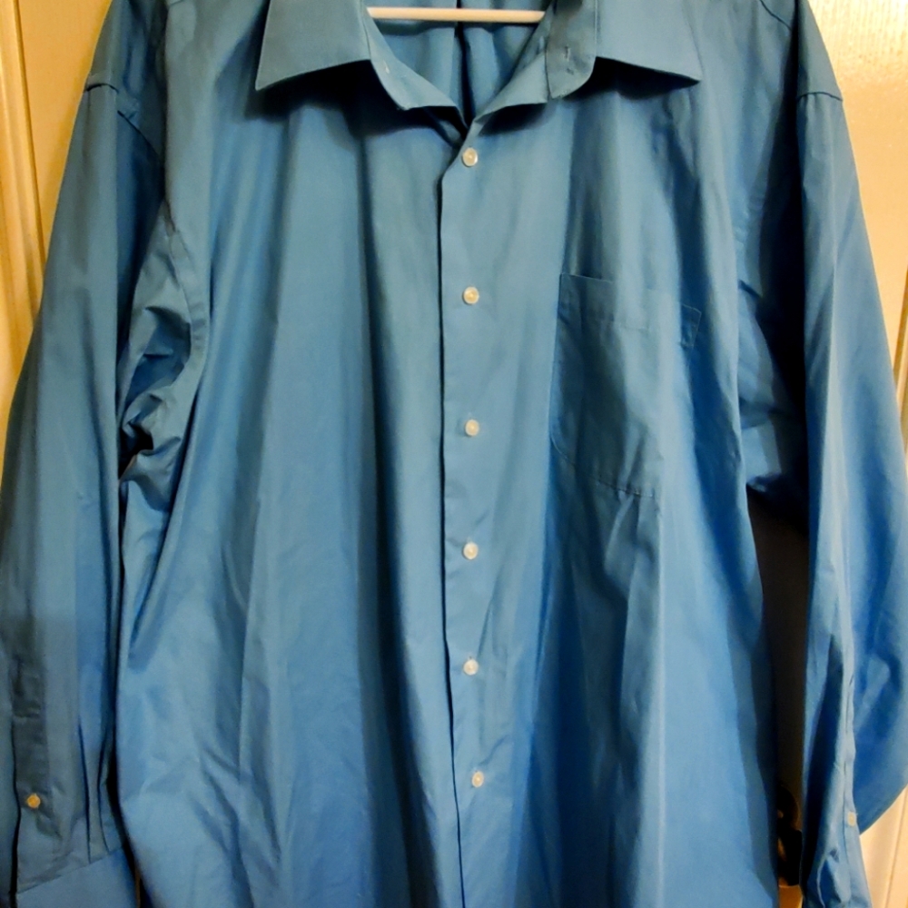 Bill Blass Essentials Dress Shirt (31)